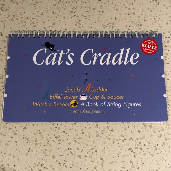 A book of string figures - Picture 1 of 4